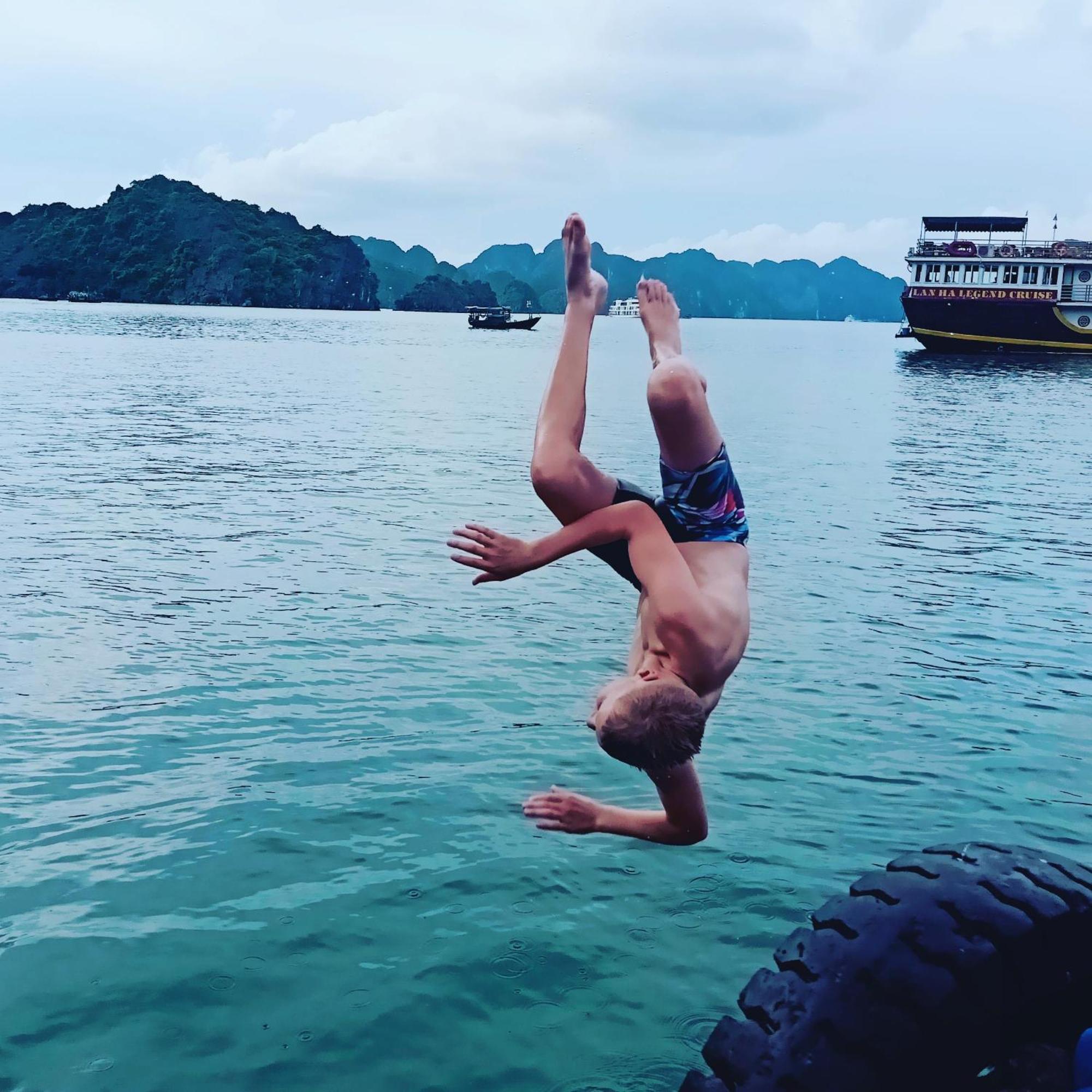 Venezia Cruises Hotel Ha Long Buitenkant foto