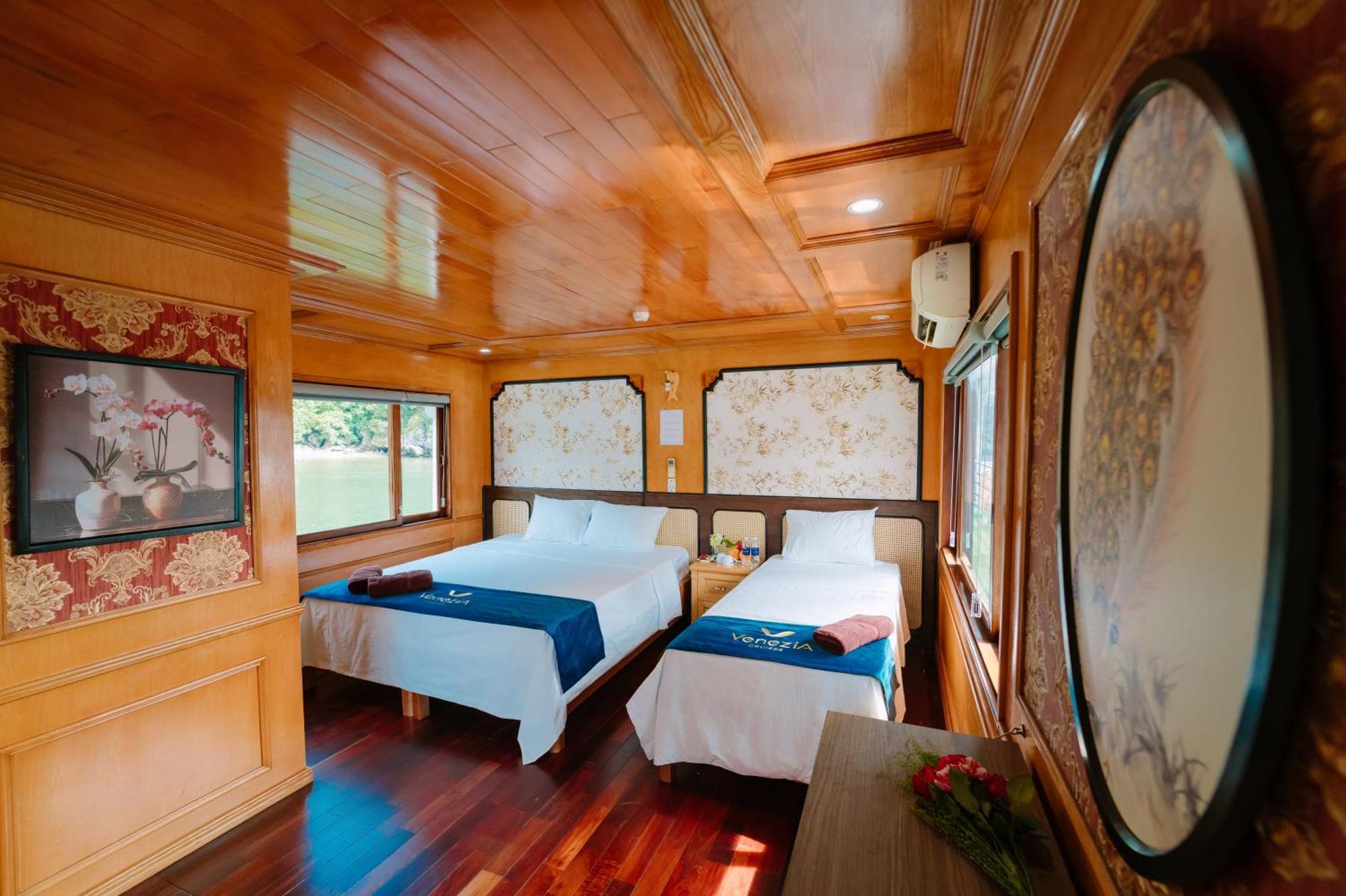 Venezia Cruises Hotel Ha Long Buitenkant foto