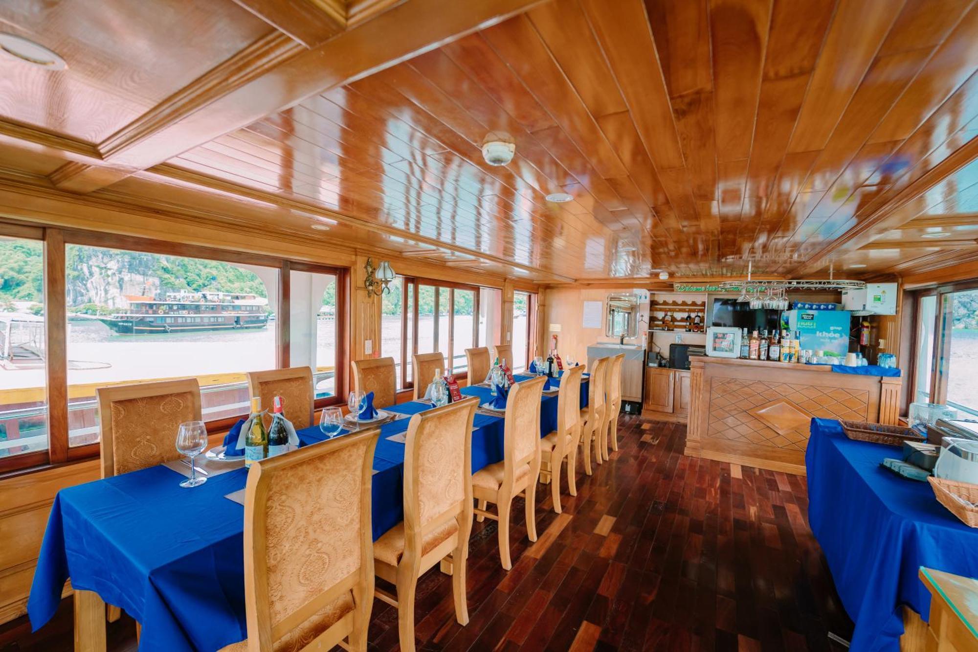 Venezia Cruises Hotel Ha Long Buitenkant foto