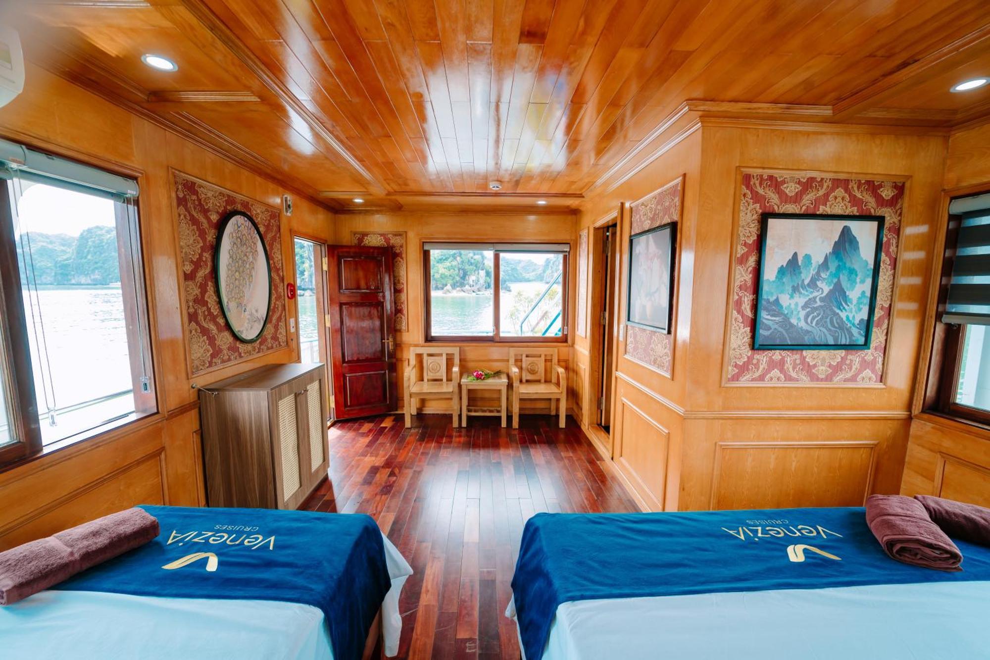 Venezia Cruises Hotel Ha Long Buitenkant foto