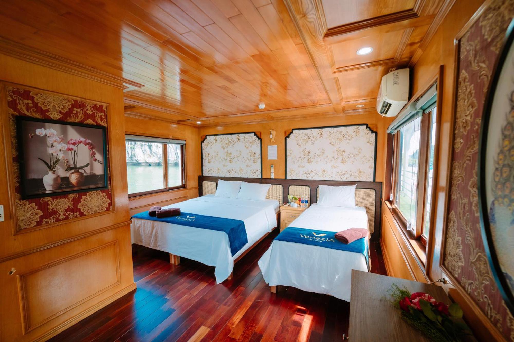 Venezia Cruises Hotel Ha Long Buitenkant foto