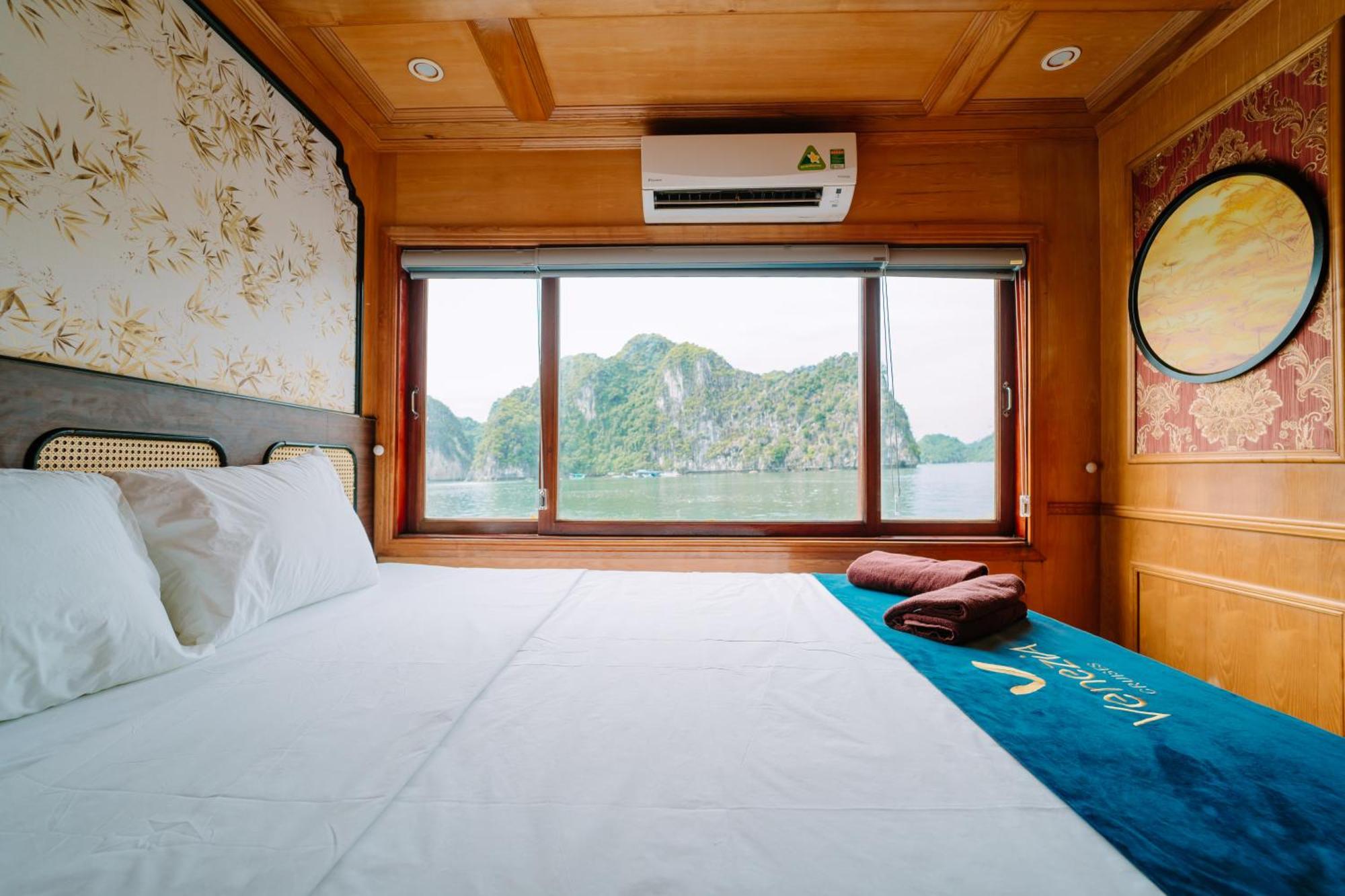 Venezia Cruises Hotel Ha Long Buitenkant foto